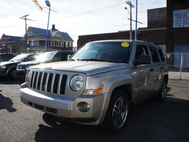 Photo of 2009 Jeep Patriot