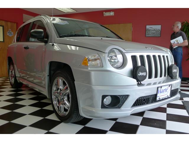 Photo of 2007 Jeep Compass