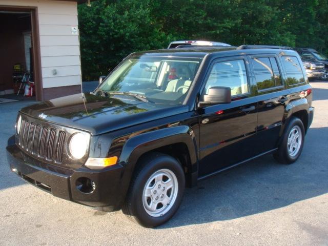 Photo of 2007 Jeep Patriot