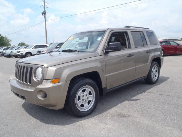 Photo of 2008 Jeep Patriot