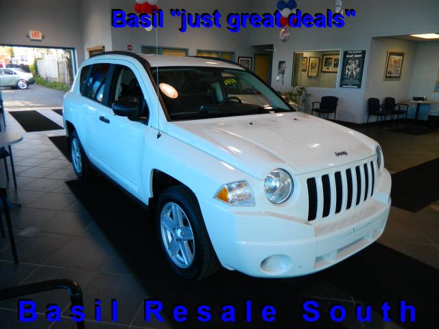 Photo of 2008 Jeep Compass