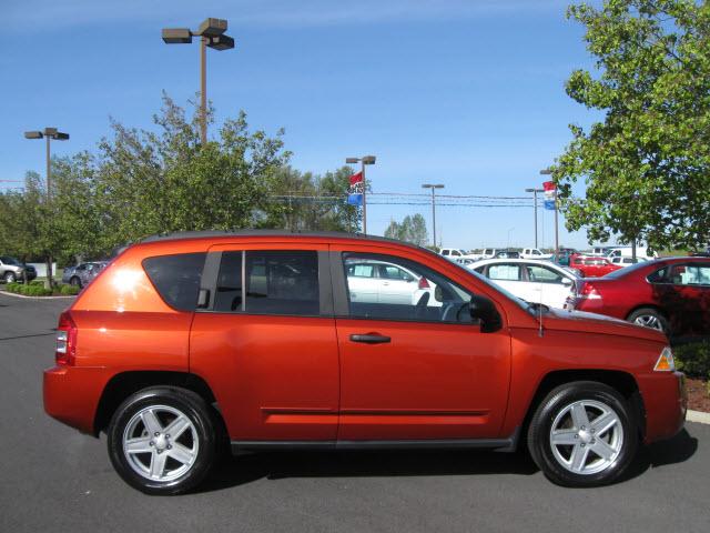 Photo of 2008 Jeep Compass