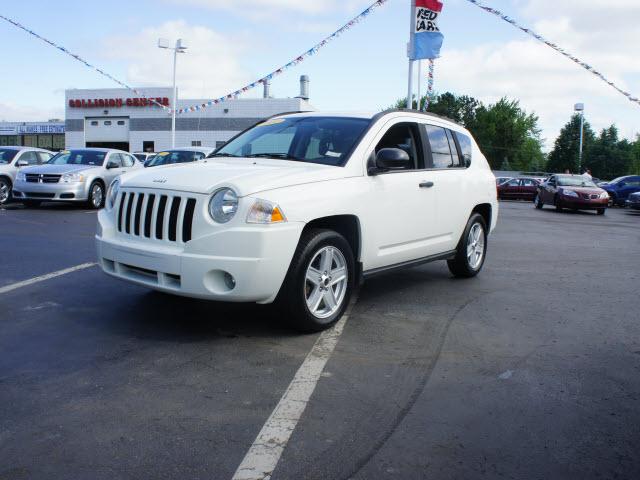 Photo of 2007 Jeep Compass
