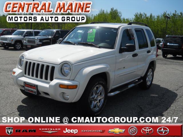 Photo of 2003 Jeep Liberty