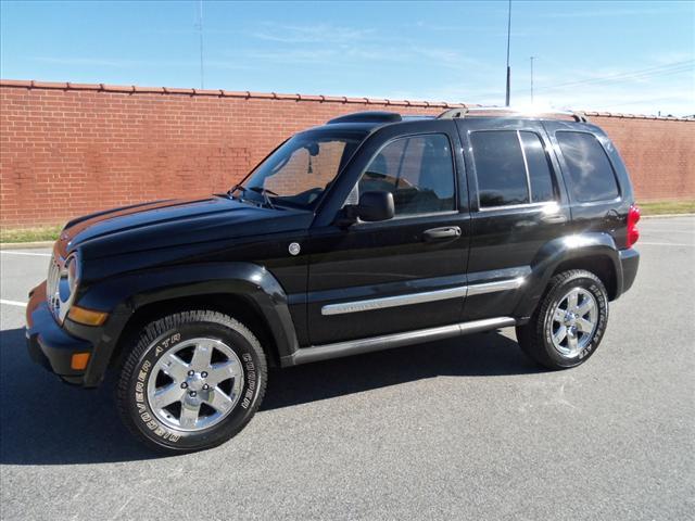 Photo of 2006 Jeep Liberty