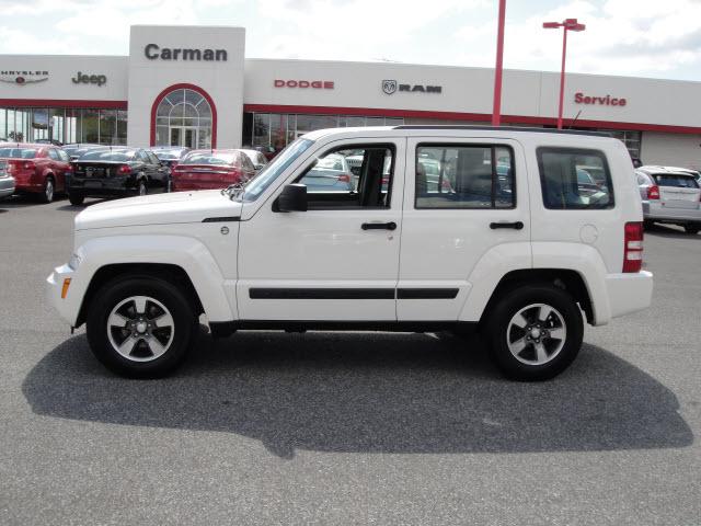 Photo of 2008 Jeep Liberty