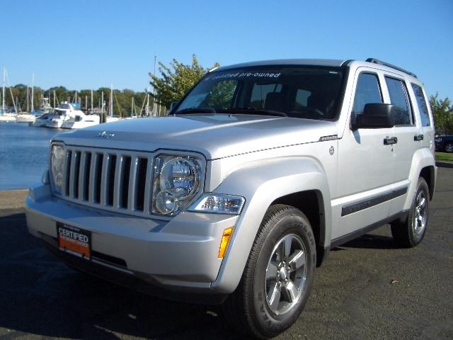 Photo of 2008 Jeep Liberty