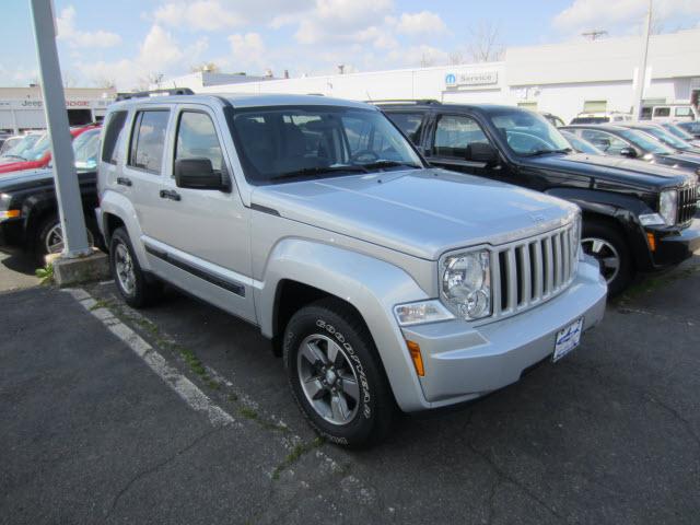 Photo of 2008 Jeep Liberty