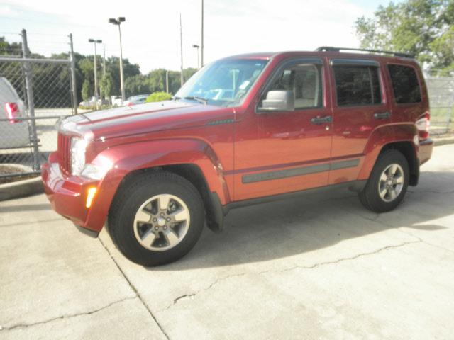 Photo of 2008 Jeep Liberty