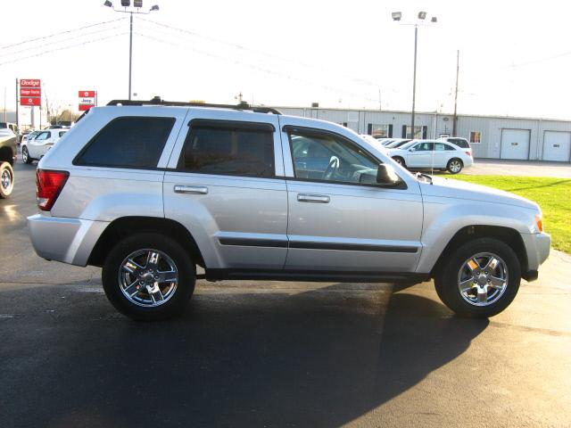 Photo of 2007 Jeep Grand Cherokee