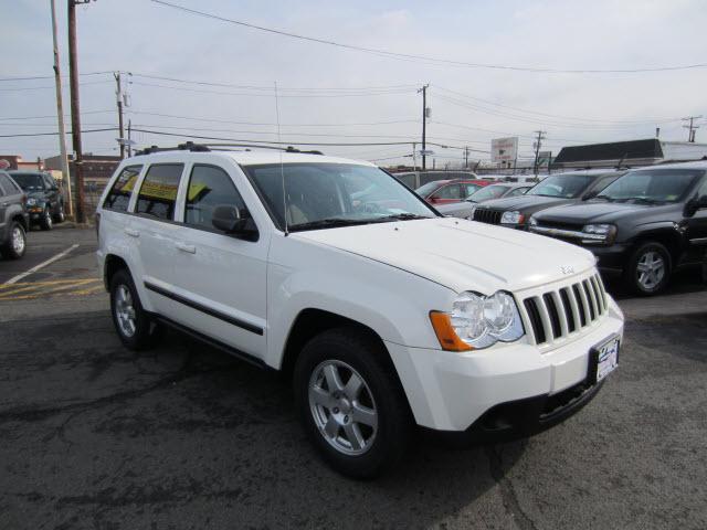 Photo of 2009 Jeep Grand Cherokee