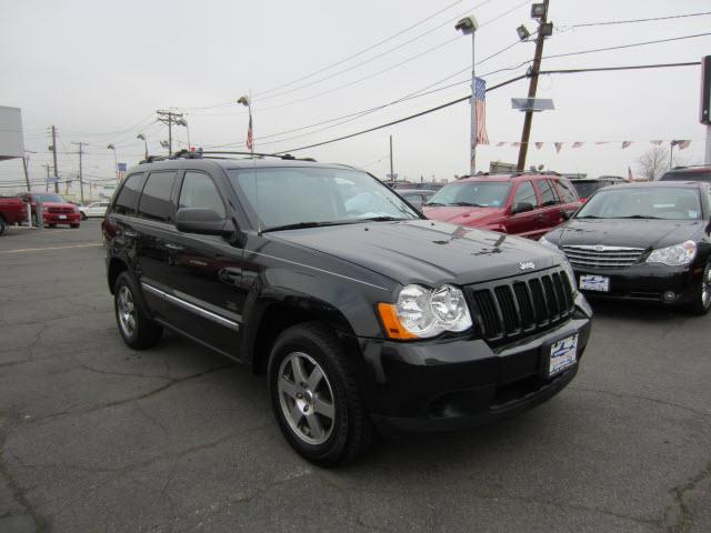 Photo of 2009 Jeep Grand Cherokee