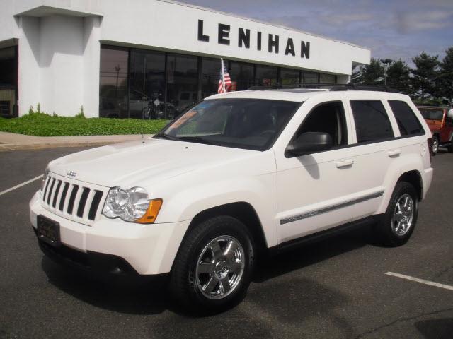 Photo of 2009 Jeep Grand Cherokee
