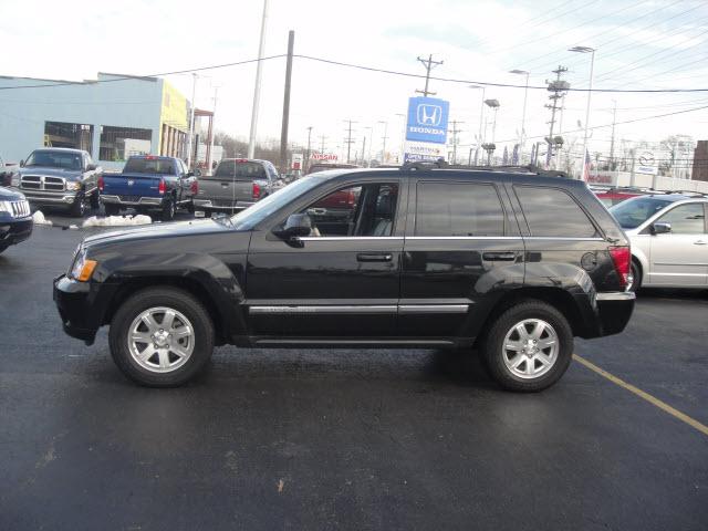 Photo of 2009 Jeep Grand Cherokee