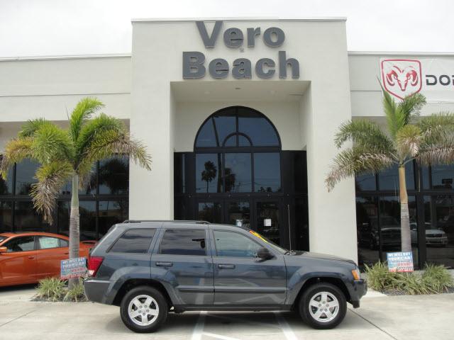 Photo of 2007 Jeep Grand Cherokee