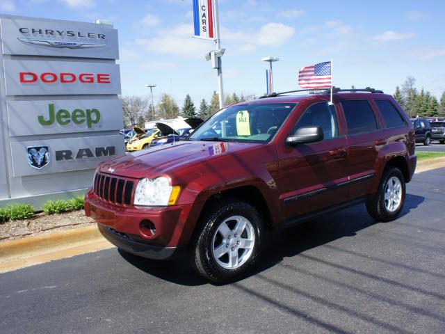 Photo of 2007 Jeep Grand Cherokee