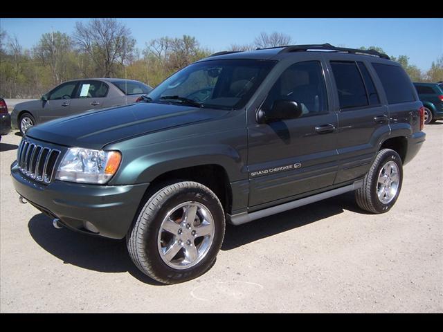 Photo of 2003 Jeep Grand Cherokee
