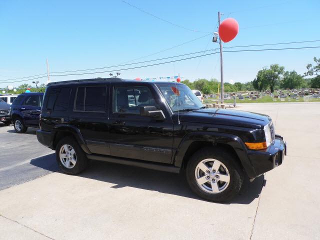 Photo of 2007 Jeep Commander