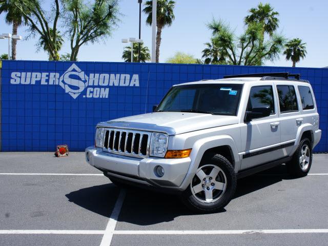 Photo of 2009 Jeep Commander