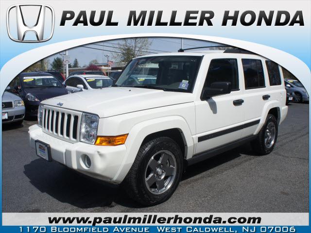 Photo of 2006 Jeep Commander