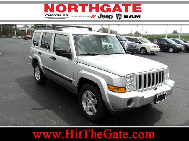 Photo of 2006 Jeep Commander