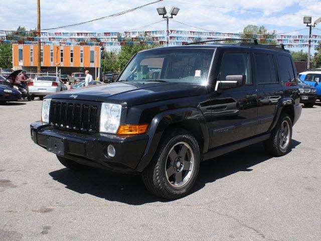 Photo of 2006 Jeep Commander