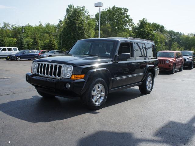Photo of 2007 Jeep Commander