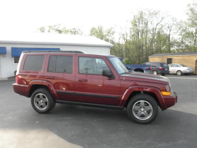 Photo of 2007 Jeep Commander