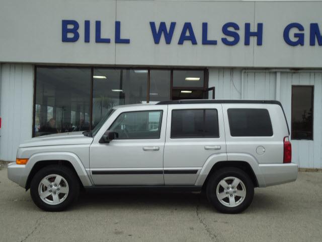 Photo of 2007 Jeep Commander