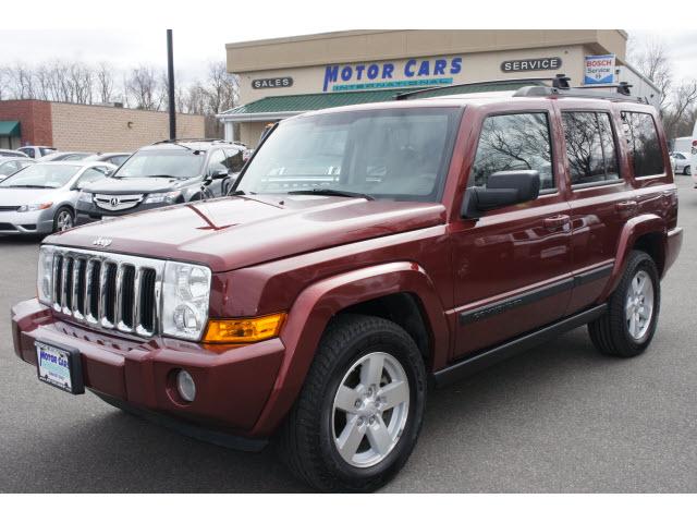 Photo of 2008 Jeep Commander