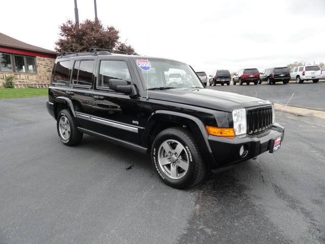 Photo of 2006 Jeep Commander