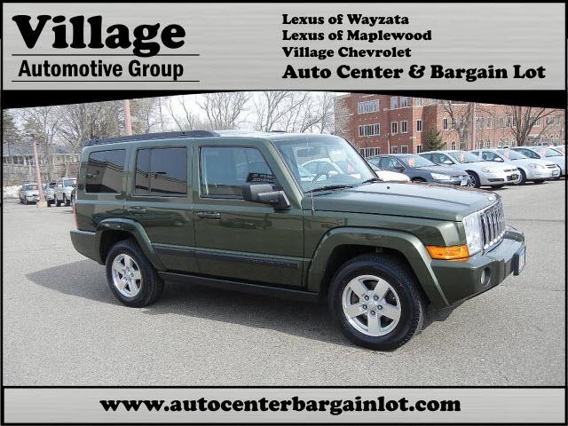 Photo of 2008 Jeep Commander