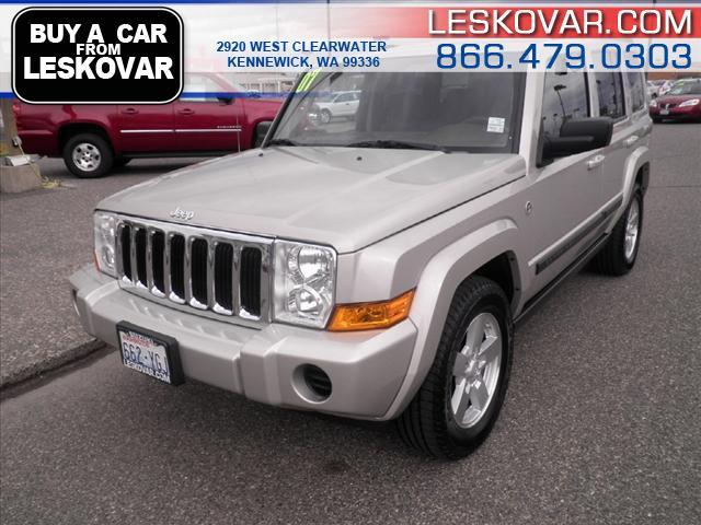 Photo of 2007 Jeep Commander
