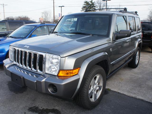 Photo of 2007 Jeep Commander