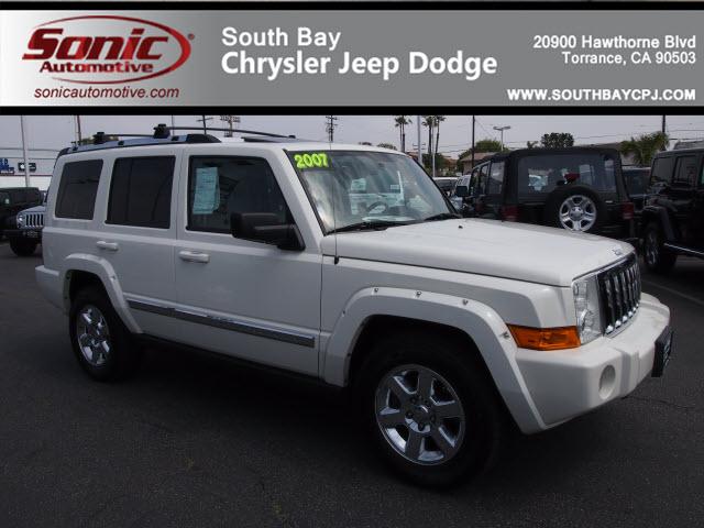 Photo of 2007 Jeep Commander