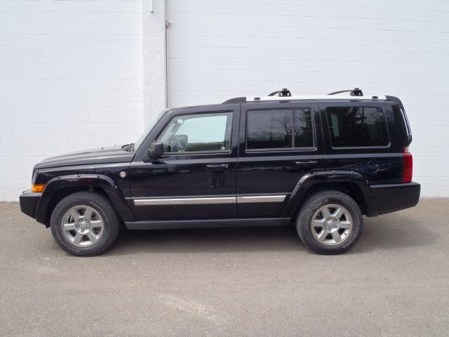 Photo of 2008 Jeep Commander