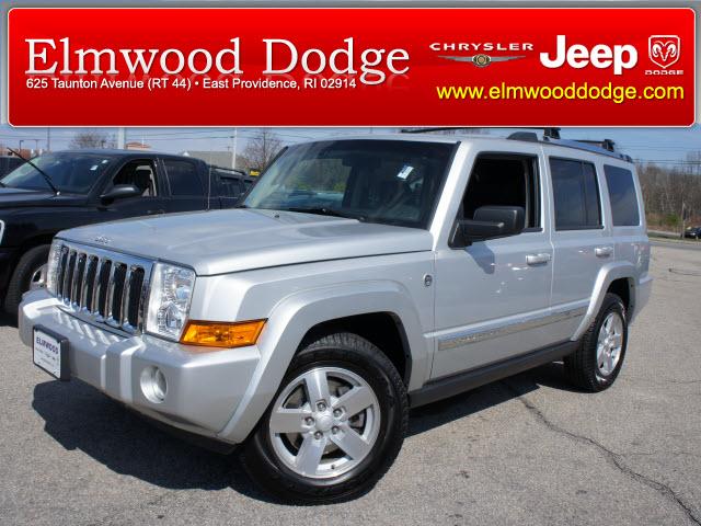 Photo of 2008 Jeep Commander