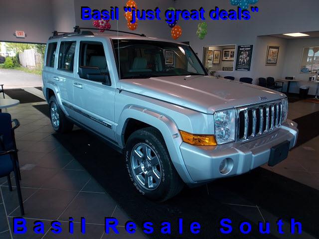 Photo of 2006 Jeep Commander
