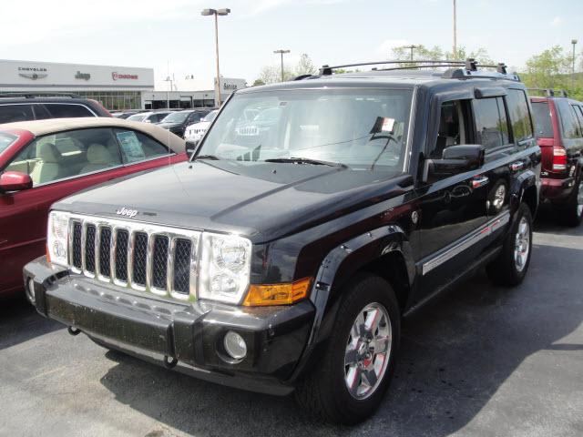Photo of 2008 Jeep Commander