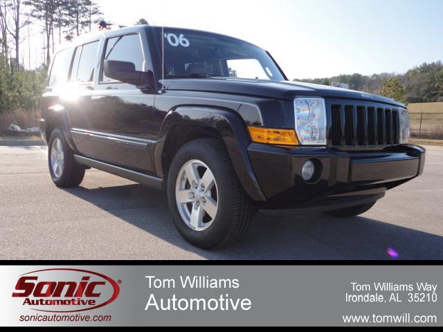 Photo of 2006 Jeep Commander