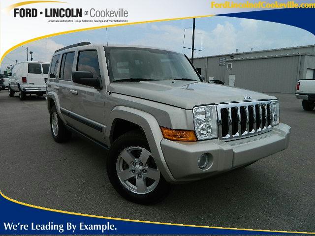 Photo of 2008 Jeep Commander