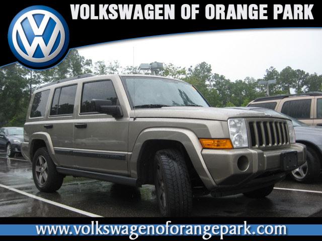 Photo of 2006 Jeep Commander