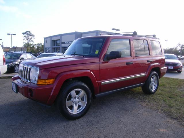 Photo of 2006 Jeep Commander