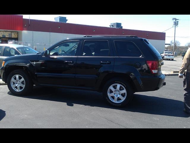 Photo of 2008 Jeep Grand Cherokee