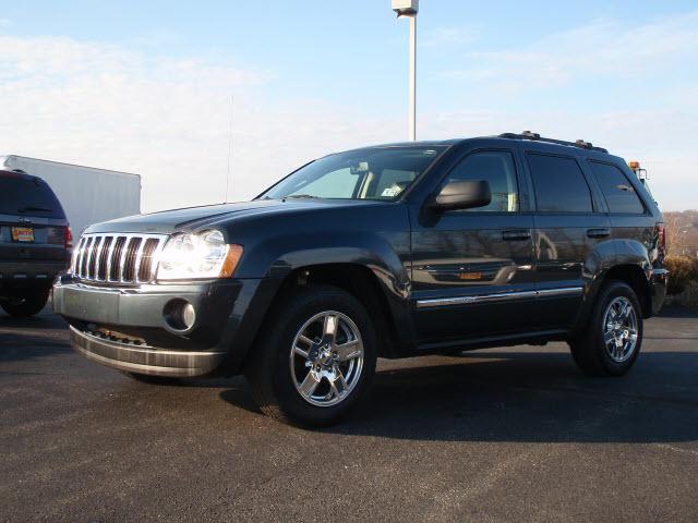 Photo of 2006 Jeep Grand Cherokee