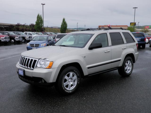 Photo of 2009 Jeep Grand Cherokee