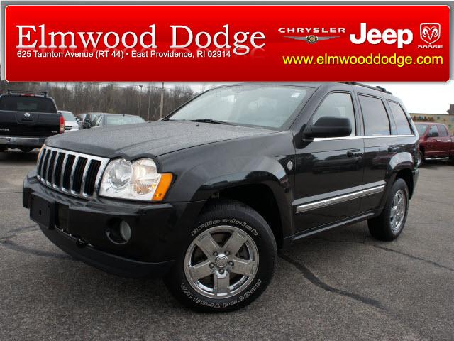 Photo of 2005 Jeep Grand Cherokee