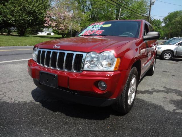 Photo of 2005 Jeep Grand Cherokee