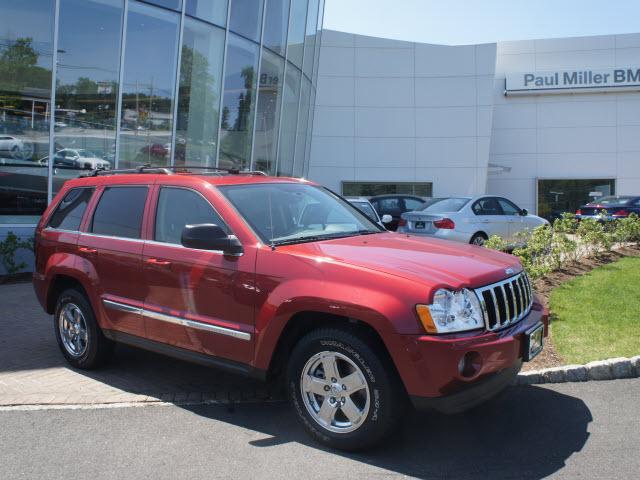 Photo of 2006 Jeep Grand Cherokee