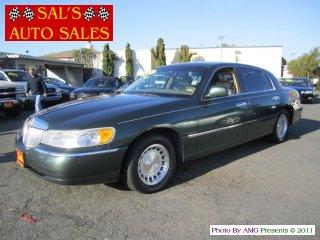 Photo of 1998 Lincoln Town Car